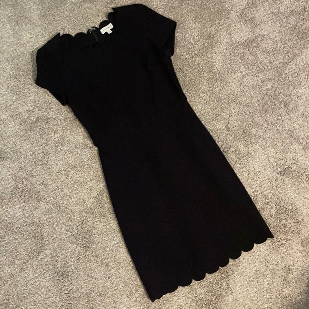 Maison Jules scallop shift dress